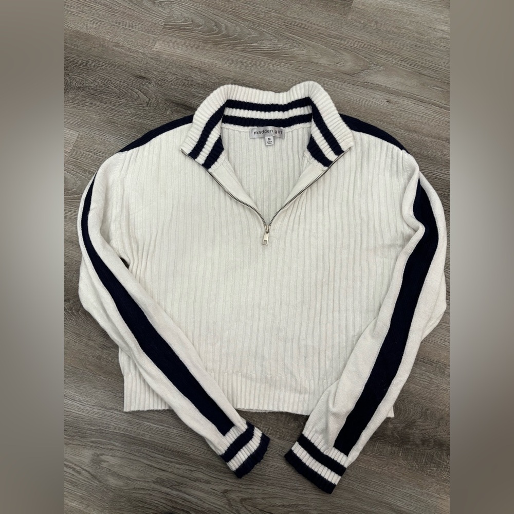 Madden Girl Varsity Stripe Sweater size Medium in white